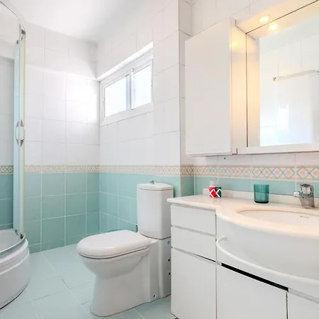 Βίλα W Garden 5 Min To Altinkoy Beach In Βουρλά